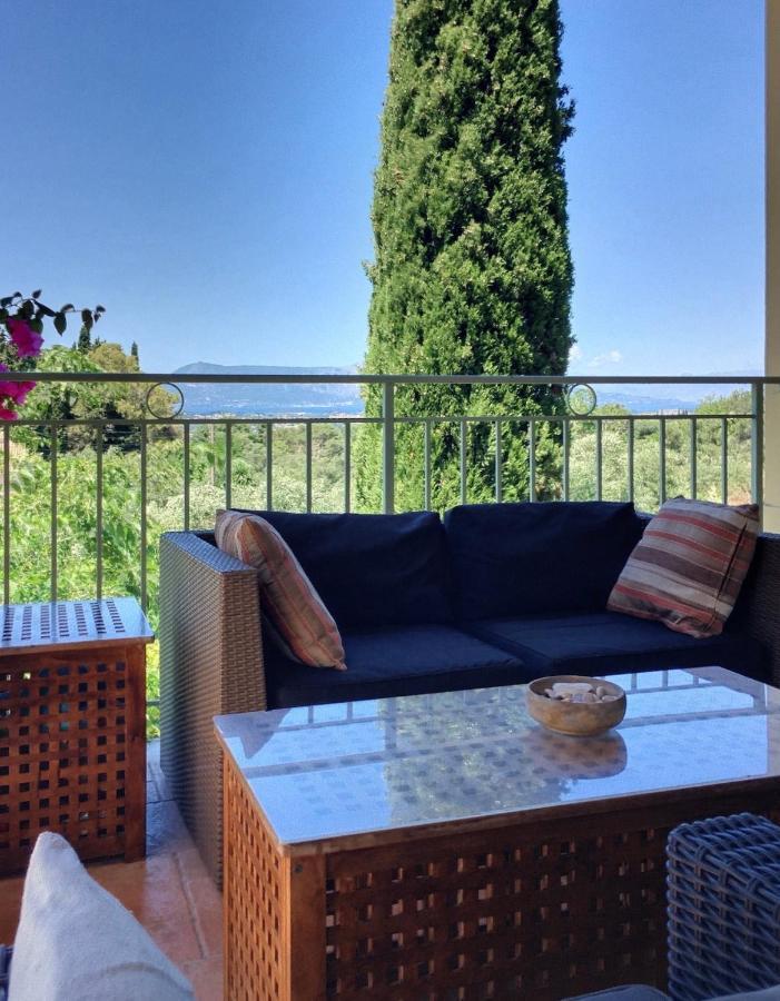 Gastouri Villa Pascalia With Heated Pool In October And Views Achilleion Luaran gambar