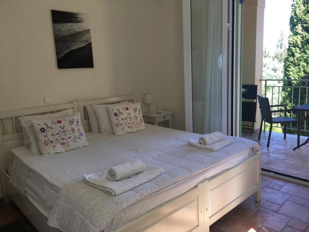 Gastouri Villa Pascalia With Heated Pool In October And Views Achilleion Luaran gambar