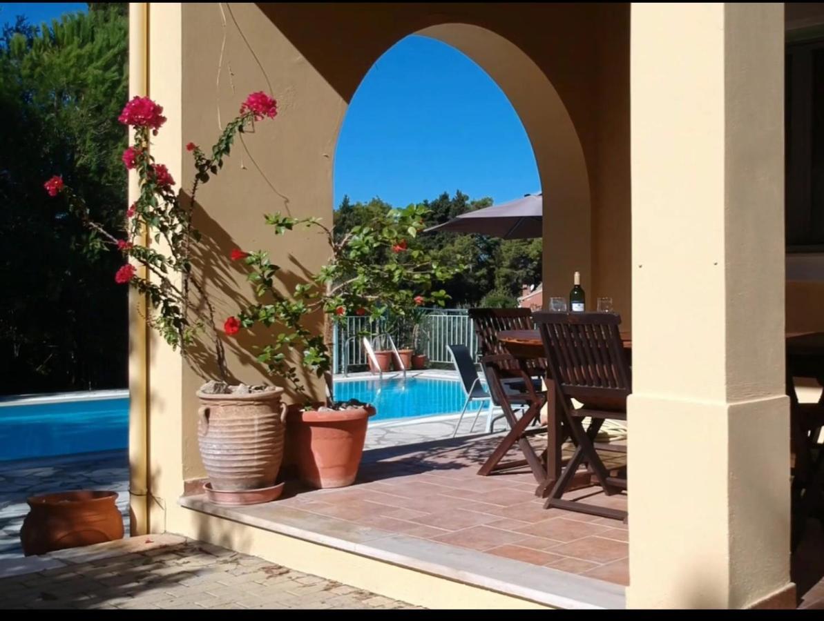 Gastouri Villa Pascalia With Heated Pool In October And Views Achilleion Luaran gambar